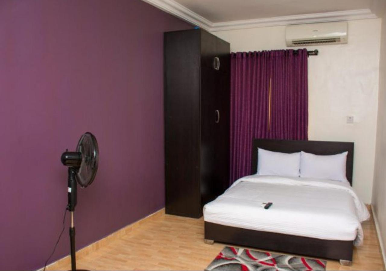 Esporta Suites Yaba Lagos Exterior photo