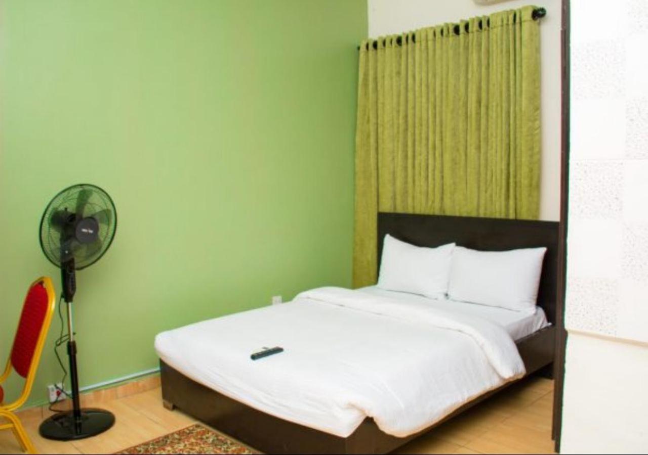Esporta Suites Yaba Lagos Exterior photo